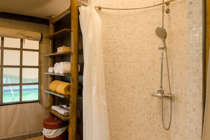 Room 15 of 60