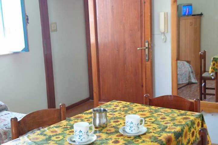 Room 63 of 107