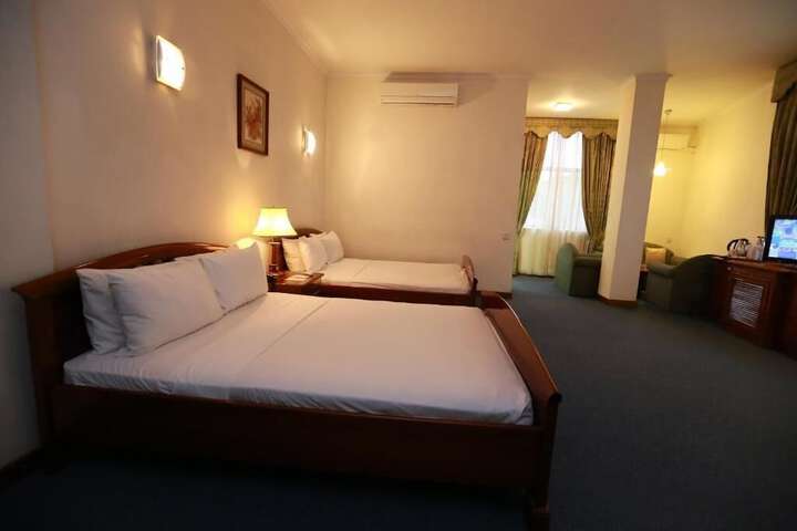 Room 15 of 51