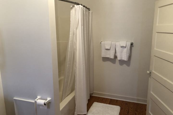 Room 34 of 71