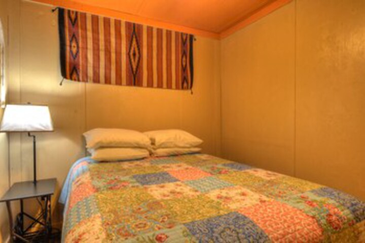 Room 79 of 204