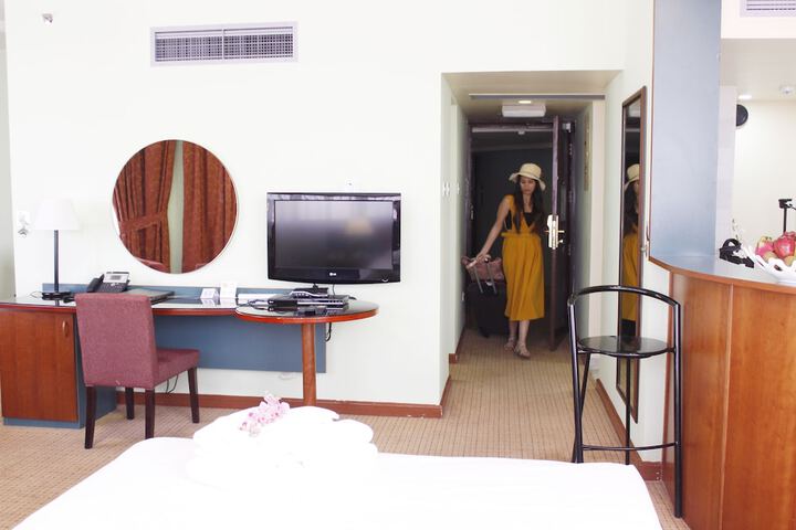 Room 16 of 55