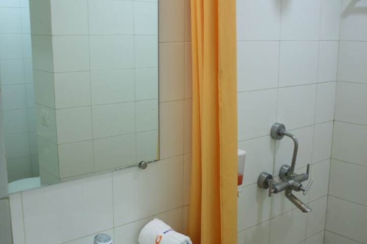 Room 26 of 48