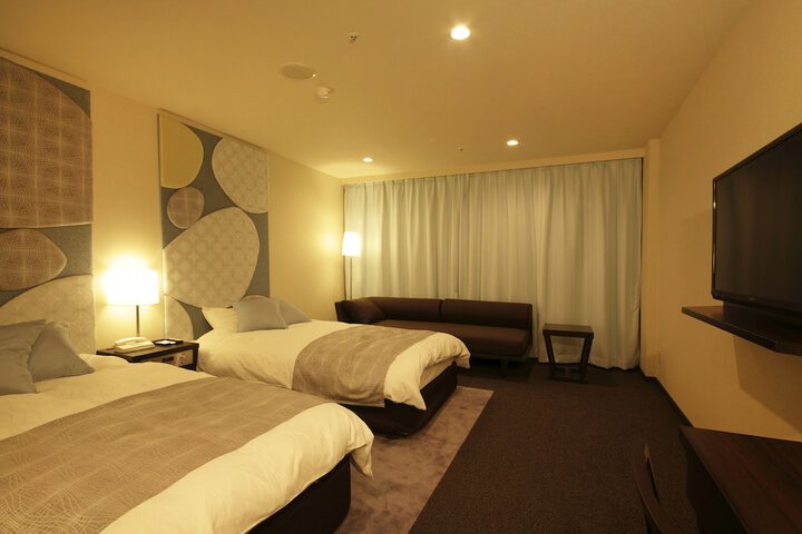 Room 9 of 178