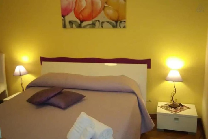 Room 10 of 61