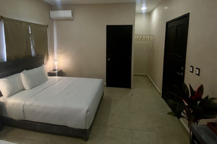 Room 15 of 25