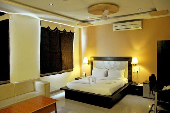HOTEL SHALIMAR PALACE INN