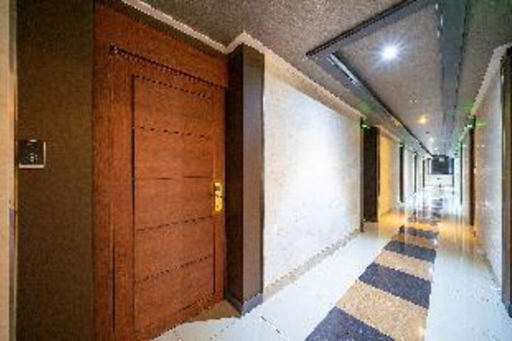 Hotel 6 of 23