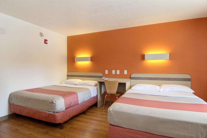 Room 21 of 45