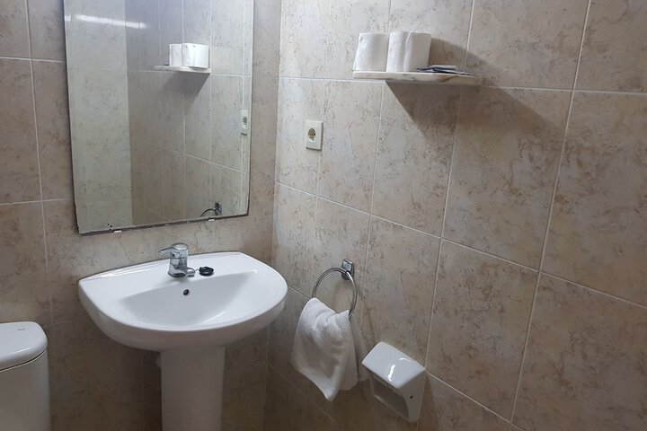 Room 30 of 49