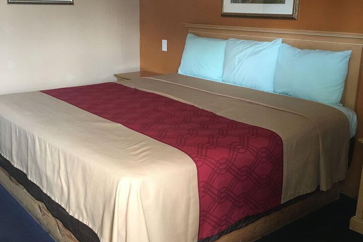 Room 7 of 20