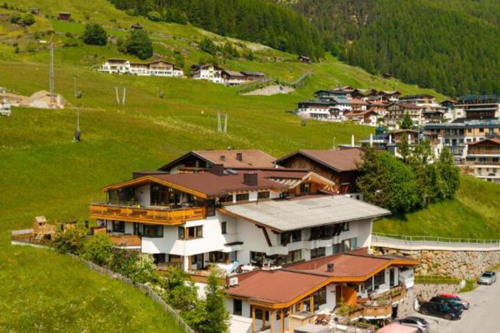 Leni Mountain Appartements