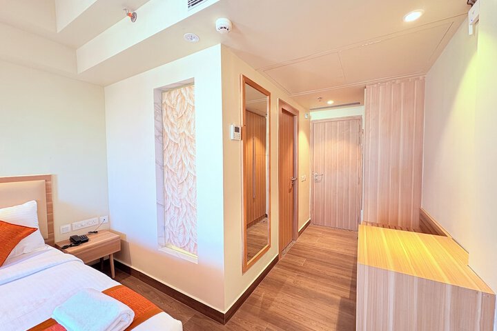 Room 42 of 73