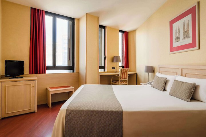 Room 34 of 67