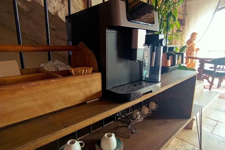 Breakfast/Coffee Service 43 of 147