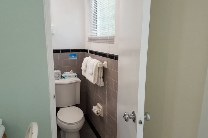 Room 209 of 218