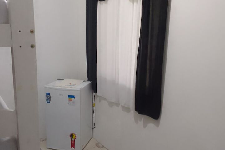 Room 16 of 18