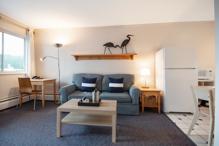 Room 18 of 30