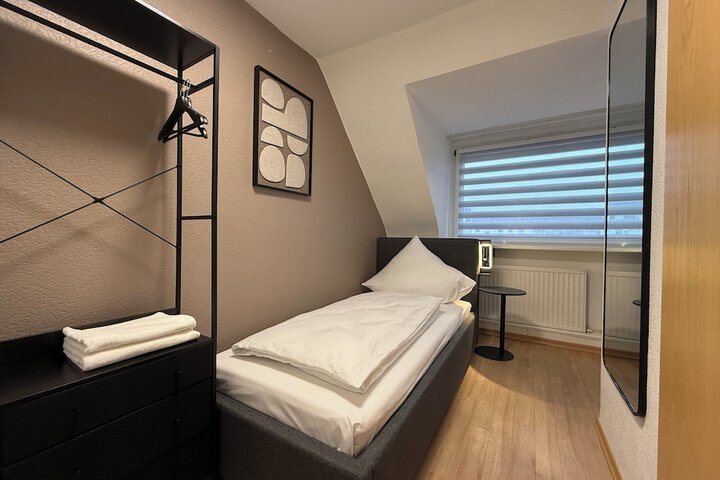 Room 14 of 21