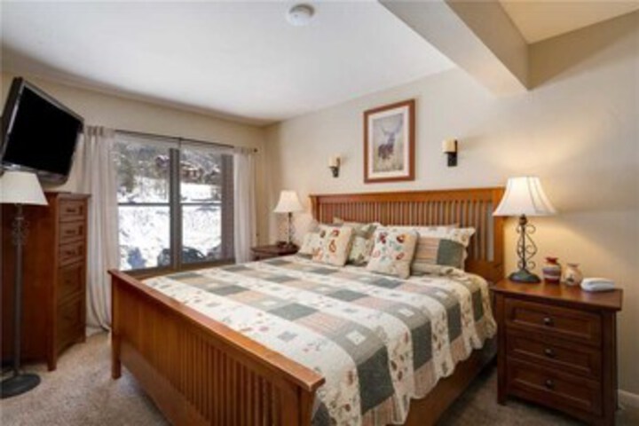 Room 42 of 43