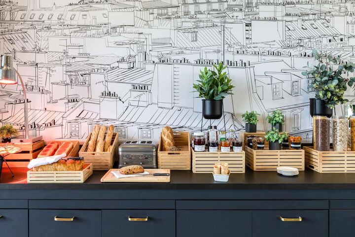 Breakfast area