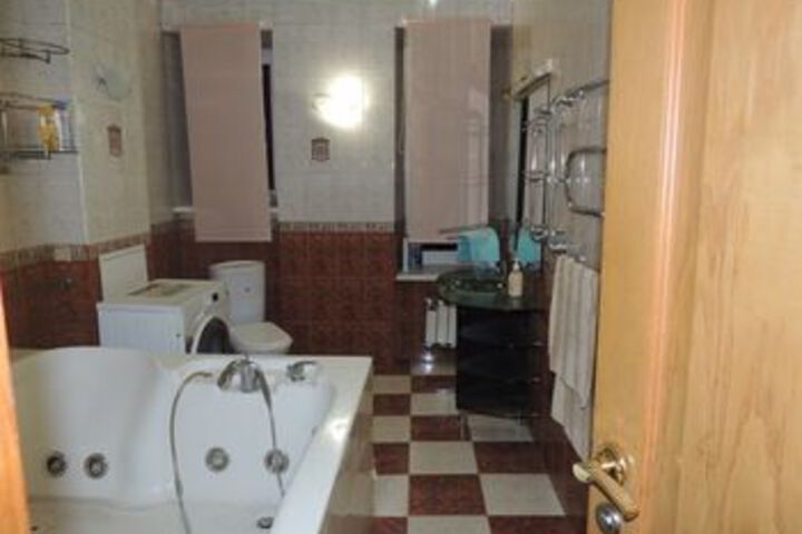 Room 9 of 88