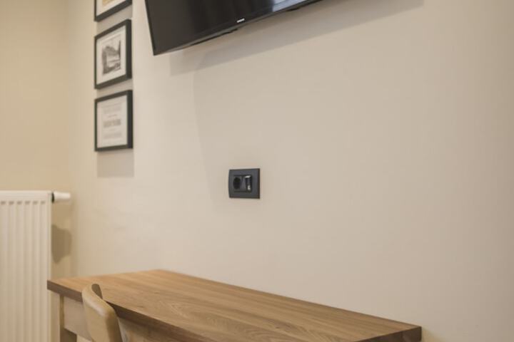 Room 101 of 214