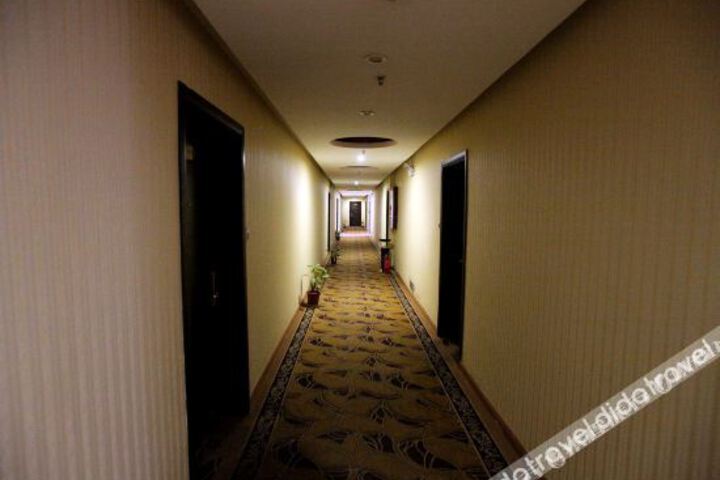 Hotel Interior 10 of 25