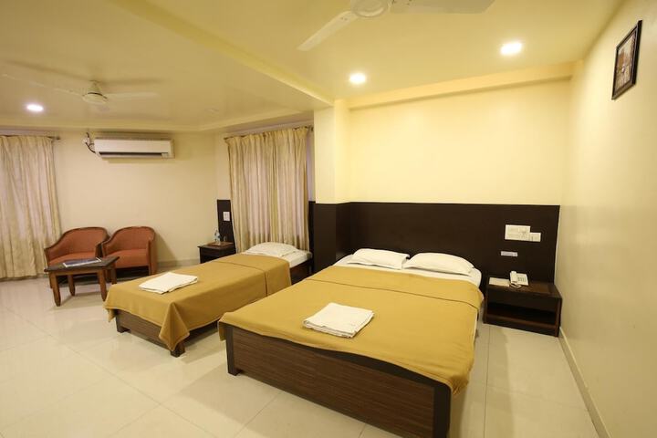 Room 8 of 46
