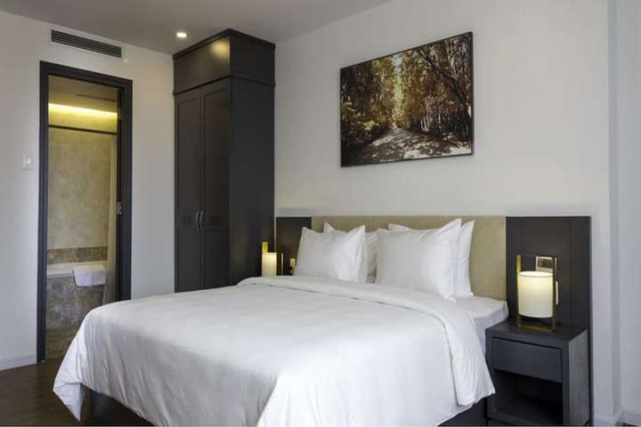 Room 28 of 70