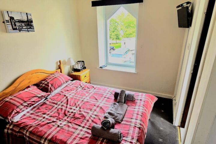 Room 14 of 34