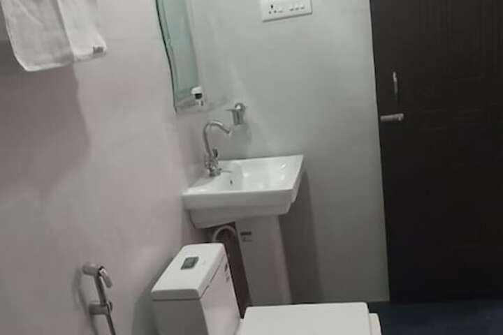 Room 45 of 46