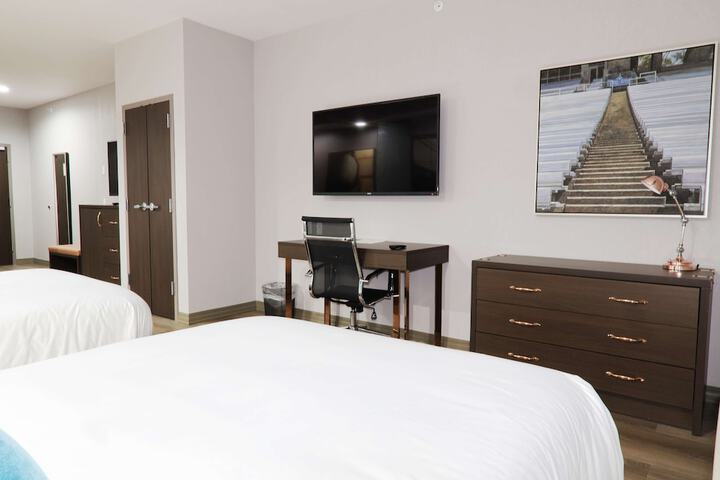 Room 25 of 60