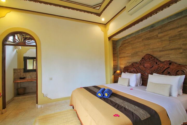 Room 10 of 49