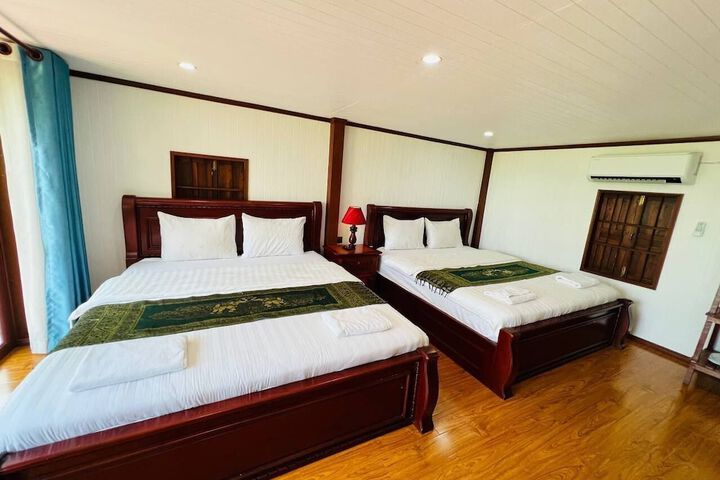 Room 2 of 46