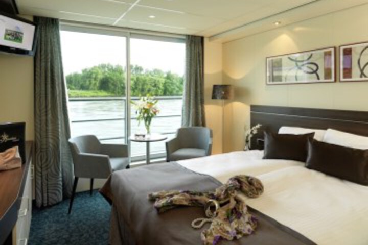 Exterior of Crossgates Hotelship 4 Star - AltstadtNord - Köln