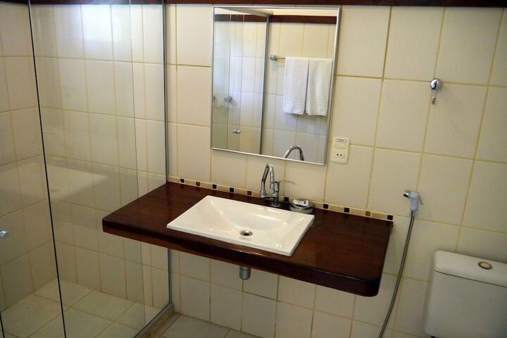 Room 22 of 87