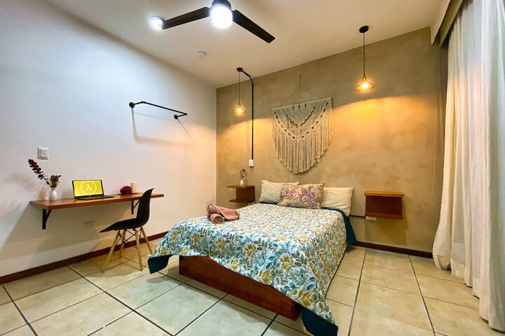 Room 20 of 79