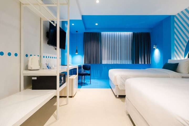 Room 20 of 97
