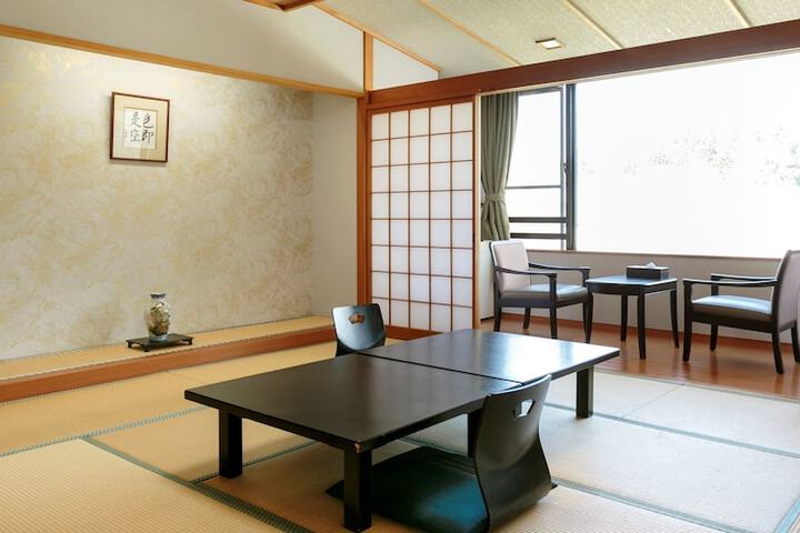 Room 17 of 58