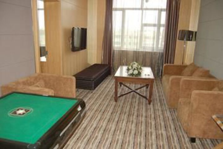 Room 7 of 44
