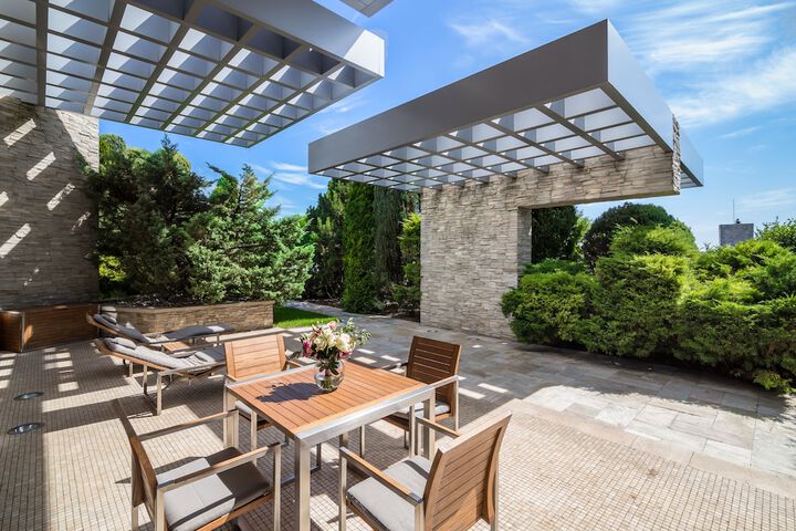 Terrace/Patio 20 of 55