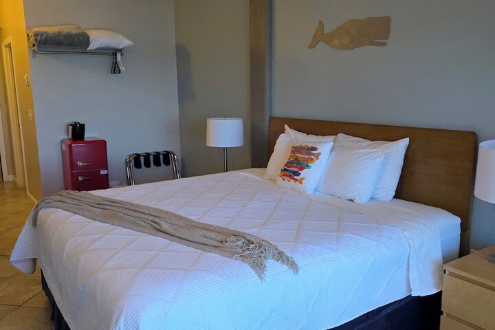 Room 36 of 110