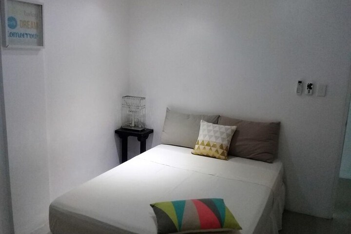 Room 9 of 46
