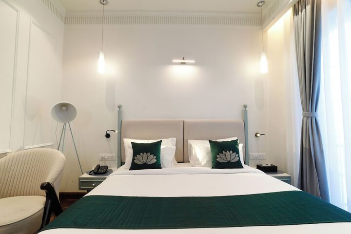 Room 18 of 70