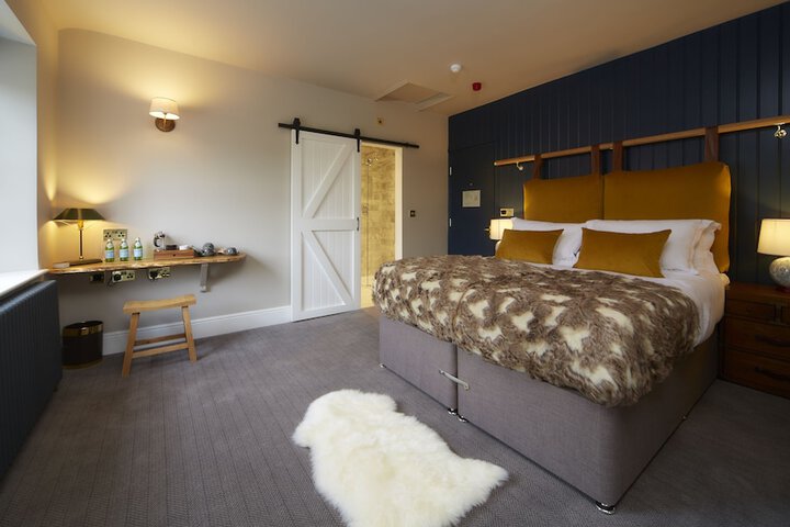 Room 3 of 22