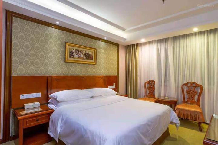 Room 20 of 45