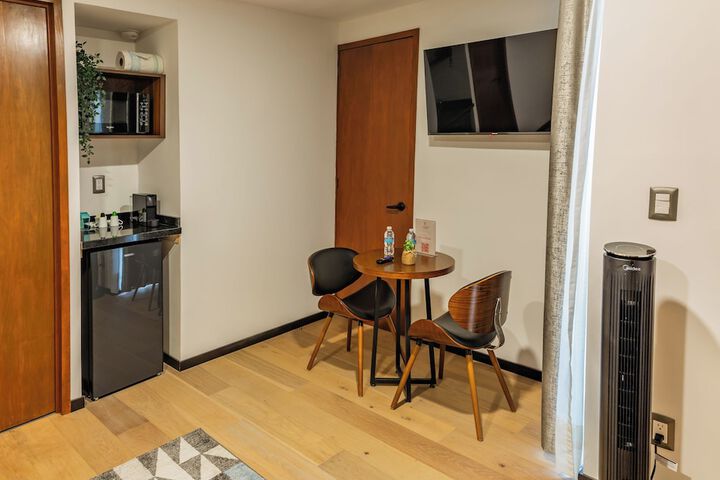 Room 158 of 329