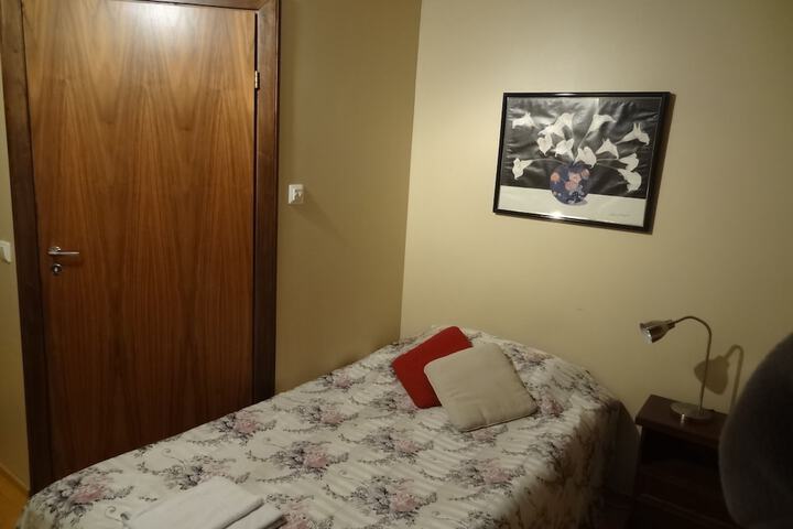 Room 11 of 29