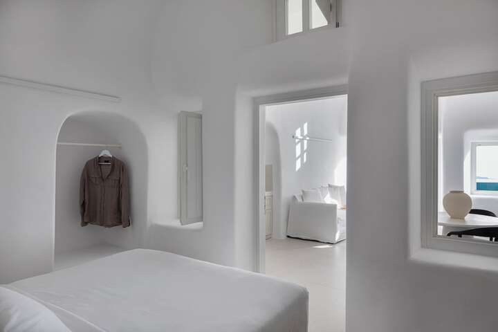 Room 14 of 150